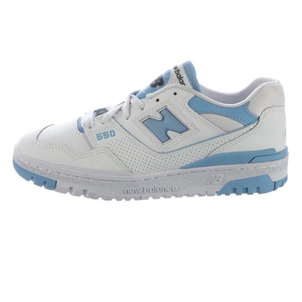 New Balance 550 in University Blue Size 9.5
